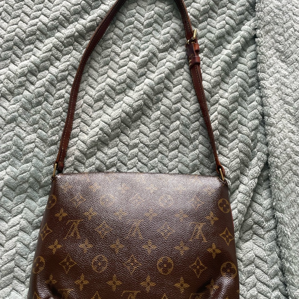 Louis Vuitton Crossbody